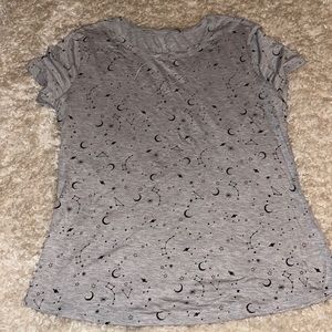 Grey T shirt